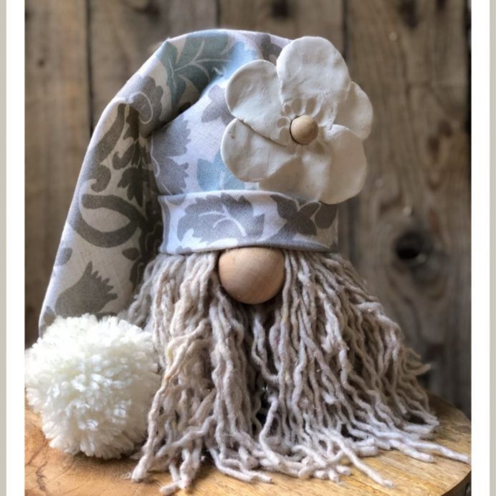 Meet your Posher, Connie